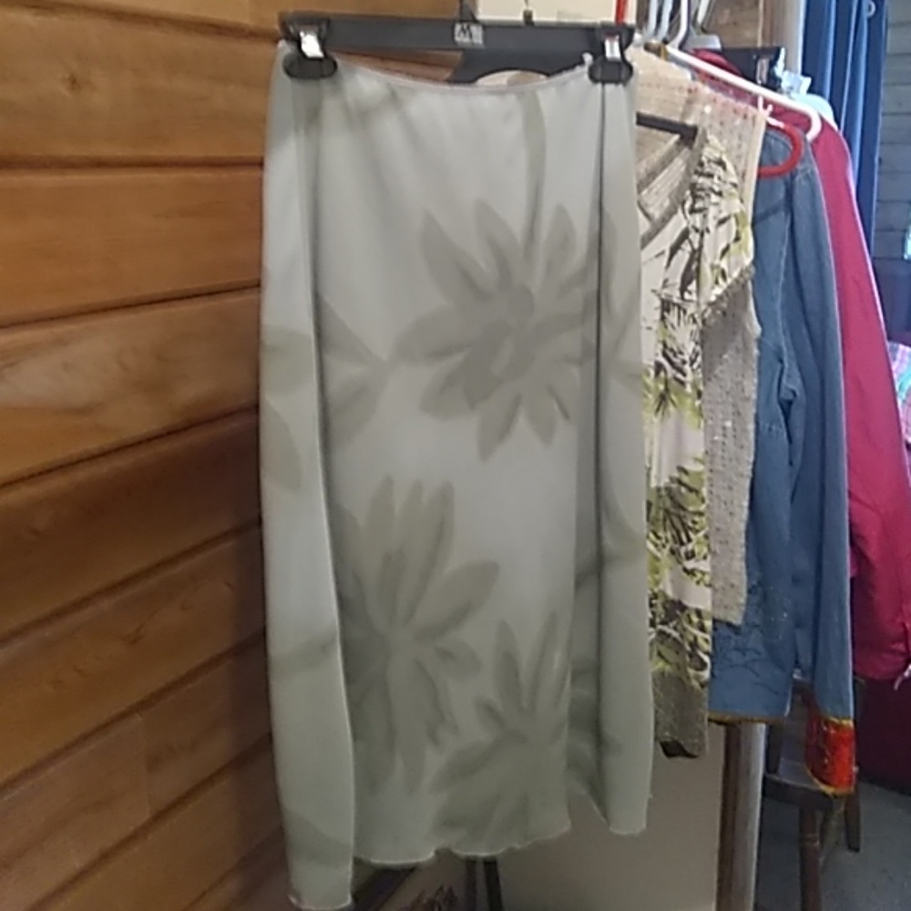 Shear skirt